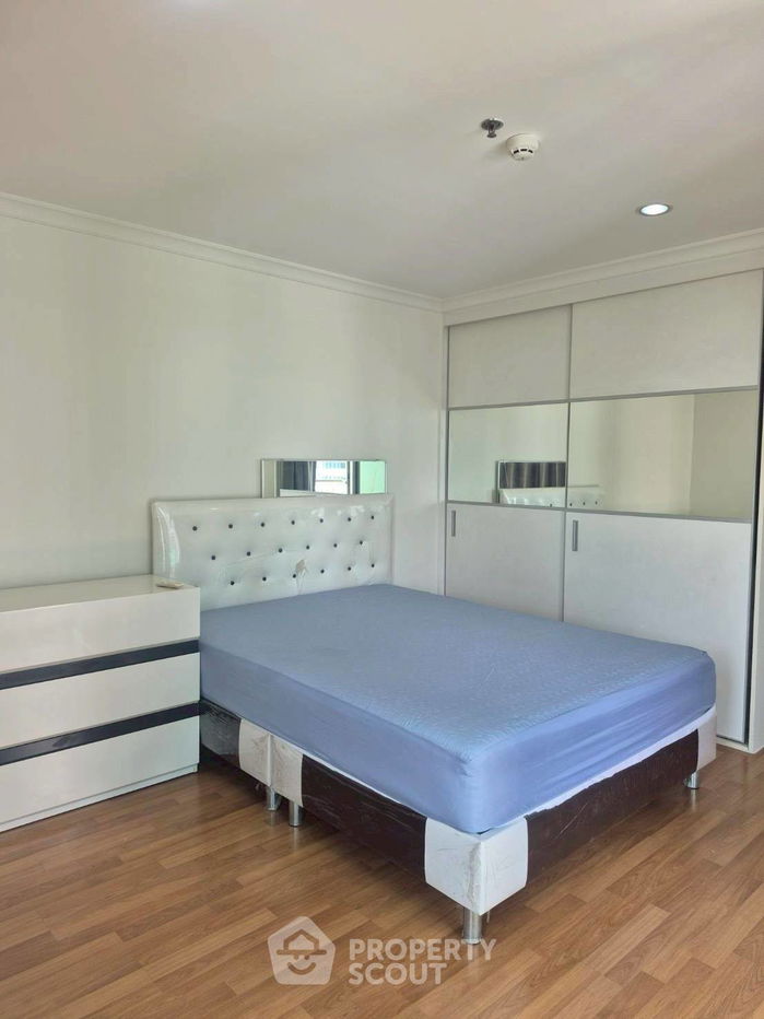 รูป คอนโด 2-ห้องนอน ที่ คอนโด ลุมพินี เพลส พระราม 9 – รัชดา ใกล้ MRT พระราม 9 (ID 2468586) - รูปที่ 8/11