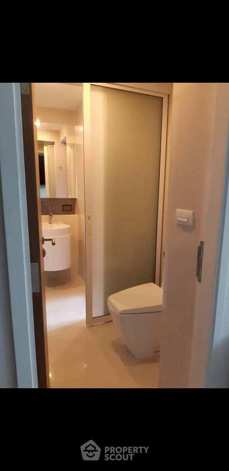 รูป คอนโด 1-ห้องนอน ที่ ริธึ่ม สุขุมวิท 50 ใกล้ BTS อ่อนนุช (ID 2467166) - รูปที่ 9/11