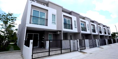 ขายทาวน์โฮม : ขายบ้าน ทาวน์โฮม 2 ชั้น ซิตี้เซนส์ ดอนเมือง - สรงประภา Type "Rain" 158 ตร.ม.