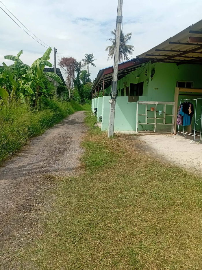 picture Beautiful Land for Sale in Prachuap Town. Land with business  - 4/8