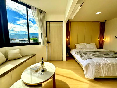 Condos for sale 700 Year Sports Arena Chiang Mai : Nakornping Condo For sale! ,Moutain View ,Near Oldcity, Nimman,Maya .