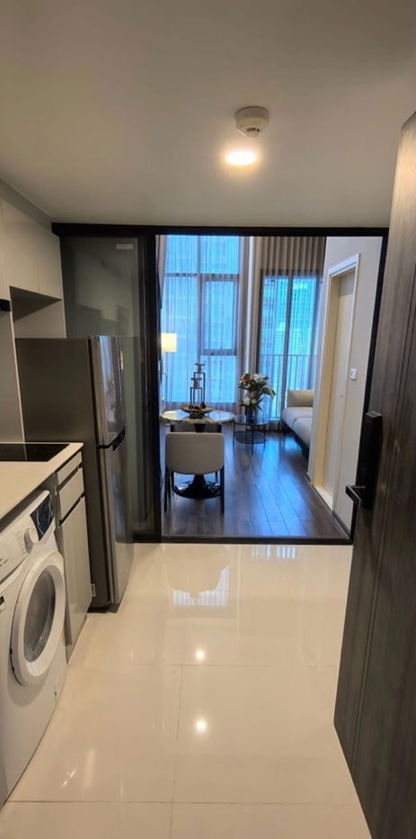 picture For sale: Knightsbridge Space Rama 9, beautiful, cheap, good investment value, near MRT Rama 9. Interested? Add me on Line @841qqlnr - 1/5