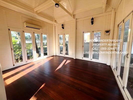 picture FOR RENT THE EMPEROR NARASIRI COLLECTION / 4 bedrooms 4 bathrooms / 146 Sqw. 650 Sqm. **88,000** BIG HOUSE CLOSE TO THE MALL BANGKAE - 14/15