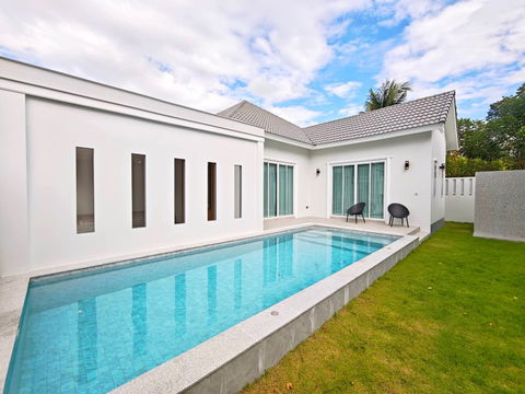 ขายบ้านพูลวิลล่า ตกแต่งบิวท์อินภายในคุณภาพ 4นอน 3น้ำ พร้อมเข้าอยู่