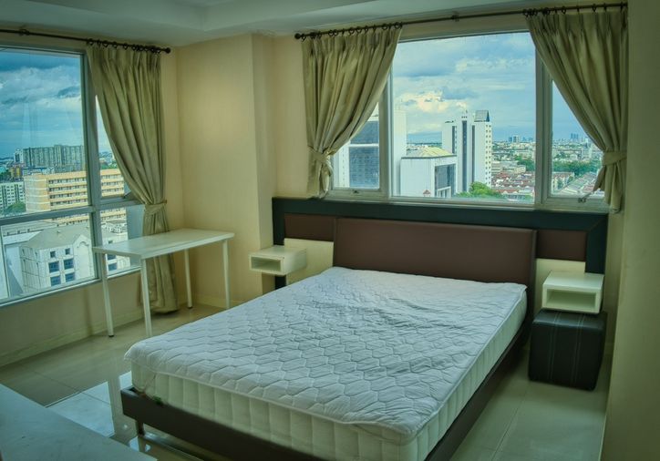 For urgently sell room type 2 bedroom inspire place please call 0928242499