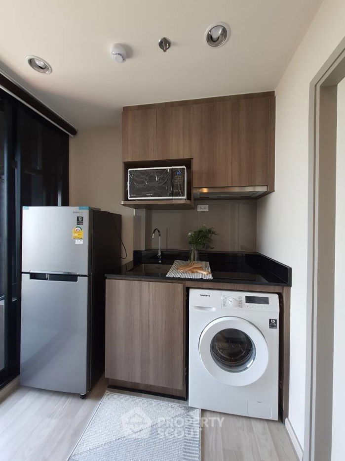 picture 1-BR Condo at Ideo Mobi Sukhumvit Eastpoint near BTS Bearing (ID 628508) - 7/12