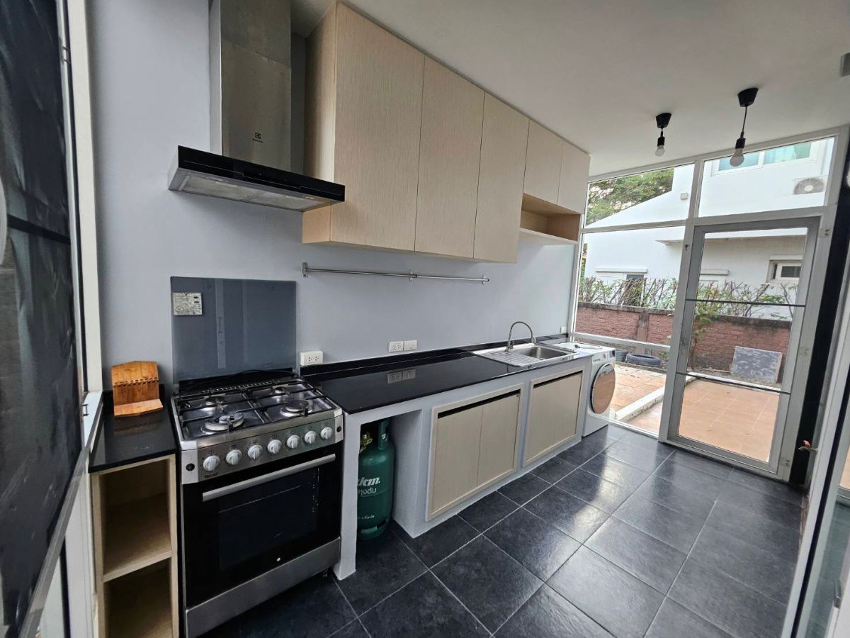 รูป ให้เช่าบ้านลัดดารมย์ชัยพฤกษ์-แจ้งวัฒนะ ตกแต่งพร้อมอยู่ แอร์ 5 เครื่อง - รูปที่ 12/32