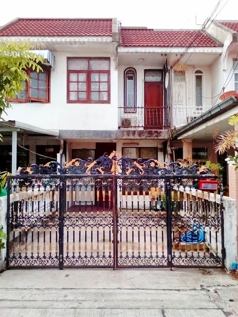 รูป ตลาดสวนลุมไนท์บาซาร์ 1.3 กม. รัชดา MRT ภาวนา 600 ม. รร.นานาชาติโอ๊คเบอรี 650 ม.ให้เช่าบ้านทาวน์เฮ้าส์ 2 ชั้น - รูปที่ 6/8