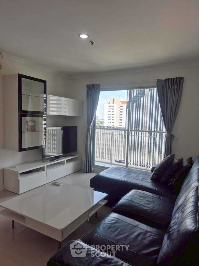 รูป คอนโด 2-ห้องนอน ที่ คอนโด ลุมพินี เพลส พระราม 9 – รัชดา ใกล้ MRT พระราม 9 (ID 2468586) - รูปที่ 2/11