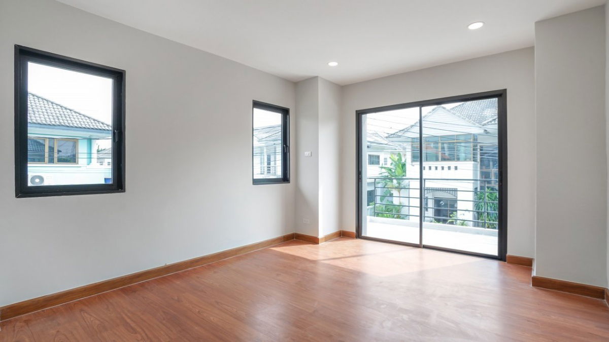 รูป เพชรวัฒนะ แจ้งวัฒนะ-เลียบคลองประปา บ้านเดี่ยวรีโนเวทใหม่ พร้อมอยู่บนทำเลศักยภาพ ห้องมุม/ริม ให้ความเป็นส่วนตัวสูง - รูปที่ 13/17