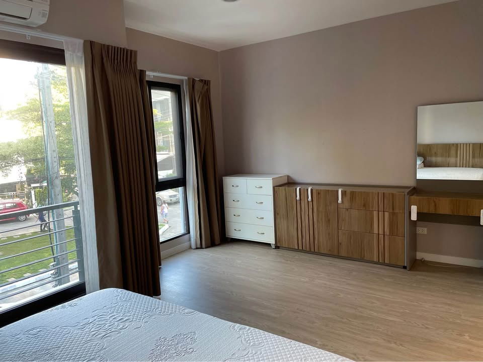 รูป R2821 ให้เช่าทาวน์โฮม 3 ชั้น บ้านกลางเมือง พระราม 9-รามคำแหง (ว่างค่ะ) - รูปที่ 19/24