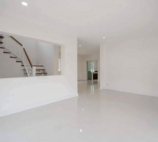 รูป ให้เช่าบ้านเดี่ยว2ชั้น75ตรว.ซอยท่าอิฐ ถนนรัตนาธิเบศร์ ใกล้สะพานพระนั่งเกล้า - รูปที่ 2/8