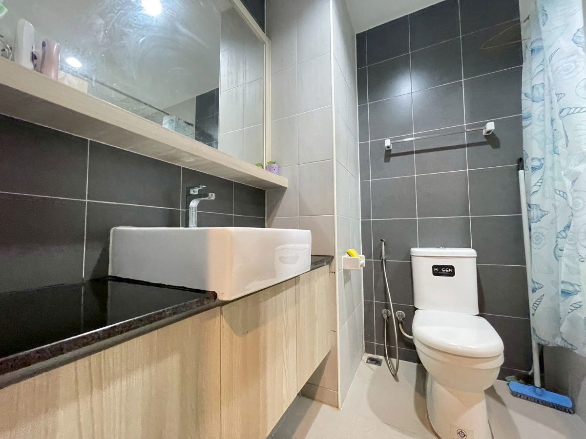 รูป เช่า คอนโดลัดดาพลัส ทำเลทอง ใกล้แหล่งชุมชน วิวสระว่ายน้ำ ใจกลางเมืองศรีราชา แต่งสวย เฟอร์ครบ เดินทางสะดวก - รูปที่ 8/13