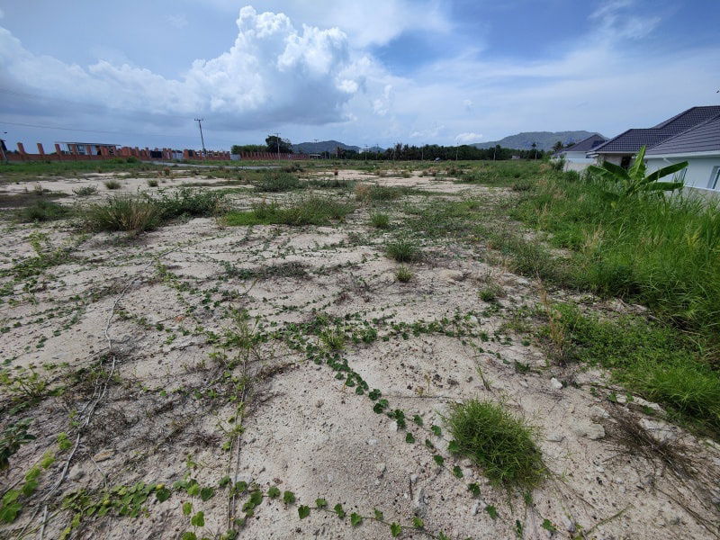 รูป ขายที่ดิน 1-3-35 ไร่  ที่ดินวิวเขาสวย-แปลงมุม ใกล้สนามกอล์ฟแบล็คเมาน์เทน - รูปที่ 12/16