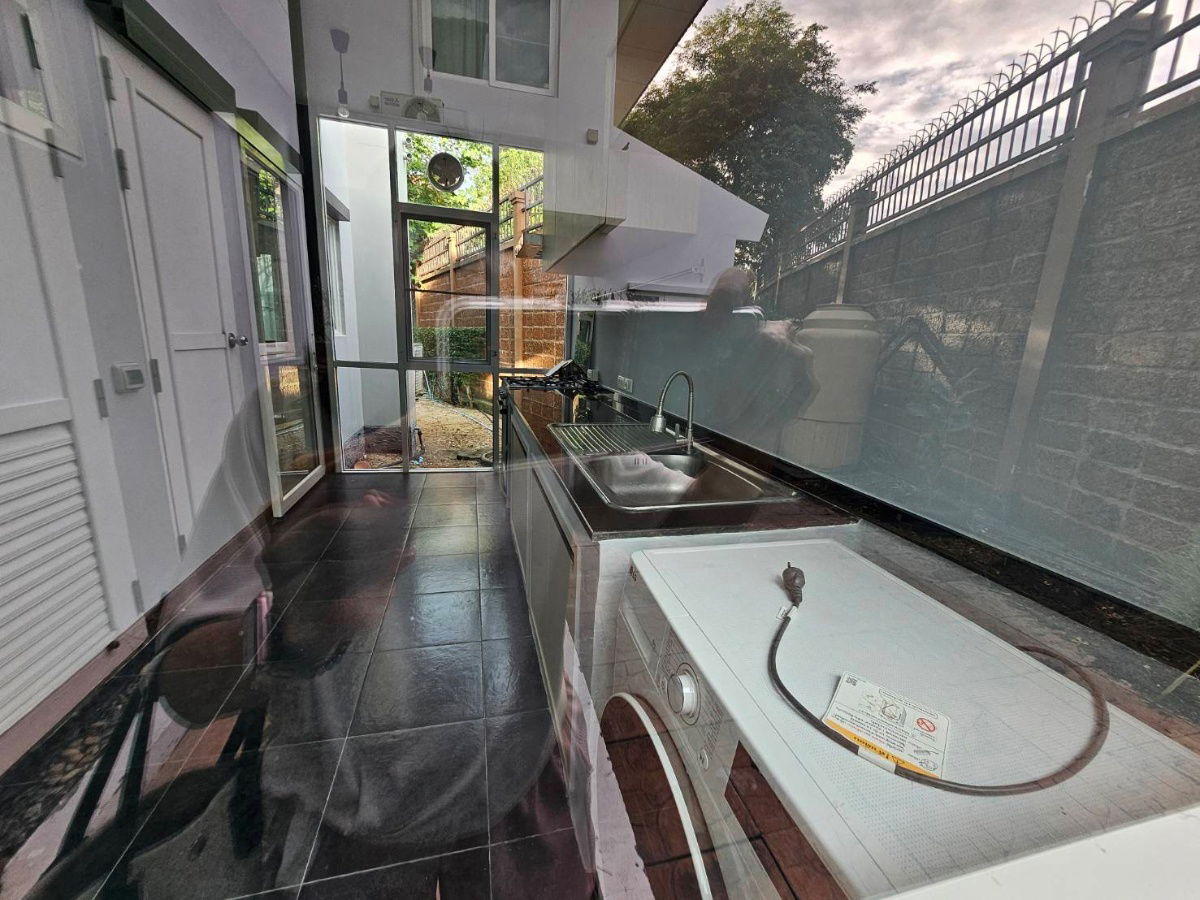 รูป ให้เช่าบ้านลัดดารมย์ชัยพฤกษ์-แจ้งวัฒนะ ตกแต่งพร้อมอยู่ แอร์ 5 เครื่อง - รูปที่ 4/32