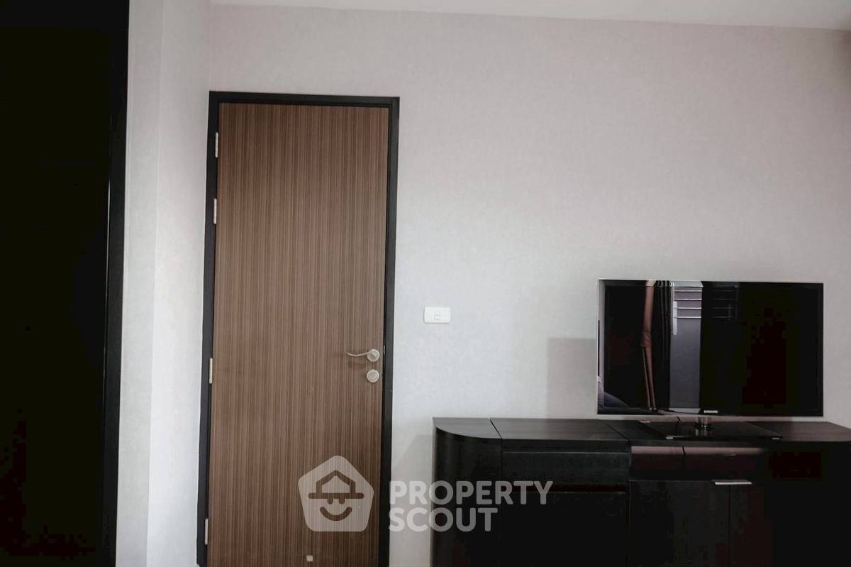 รูป คอนโด 1-ห้องนอน ที่ ริทึ่ม สุขุมวิท 44/1 ใกล้ BTS พระโขนง (ID 2462419) - รูปที่ 4/10