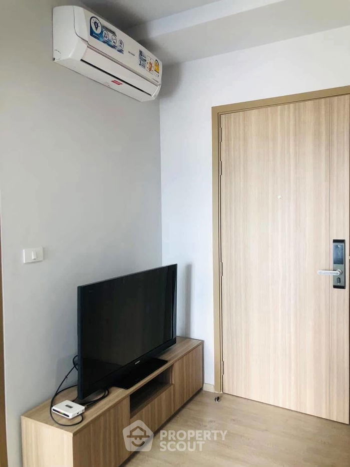 picture Studio Condo at Altitude Unicorn Sathorn-Tha Phra near BTS Talat Phlu (ID 2468563) - 2/6