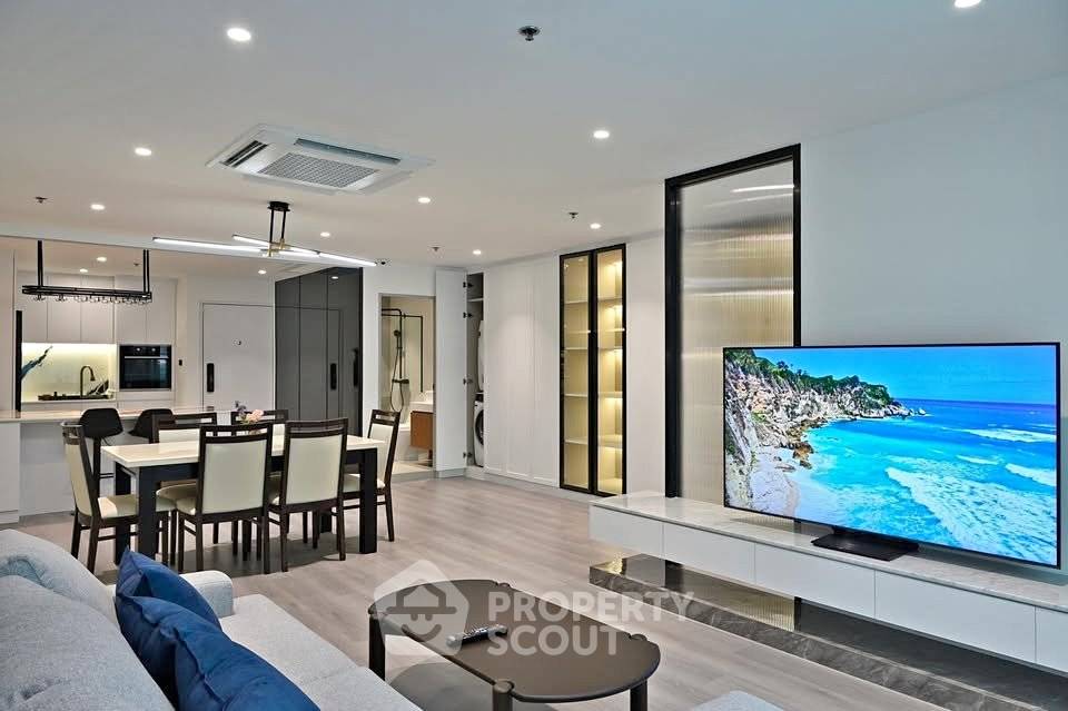 รูป คอนโด 3-ห้องนอน ที่ สุขุมวิท ลิฟวิ่ง ทาวน์ ใกล้ MRT เพชรบุรี (ID 2468298) - รูปที่ 1/13