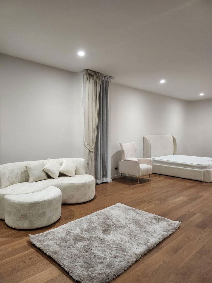 รูป ขาย-ให้เช่า บ้านหรู Bugaan พระราม9 เหม่งจ๋าย มีสระว่ายน้ำส่วนตัว วิวสวย - รูปที่ 17/17