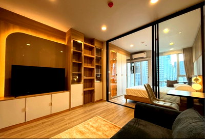 Condos for rent : For rent: Culture Thonglor, beautiful, cheap, good location, ready to move in, near BTS Thonglor. Interested, add Line @841qqlnr