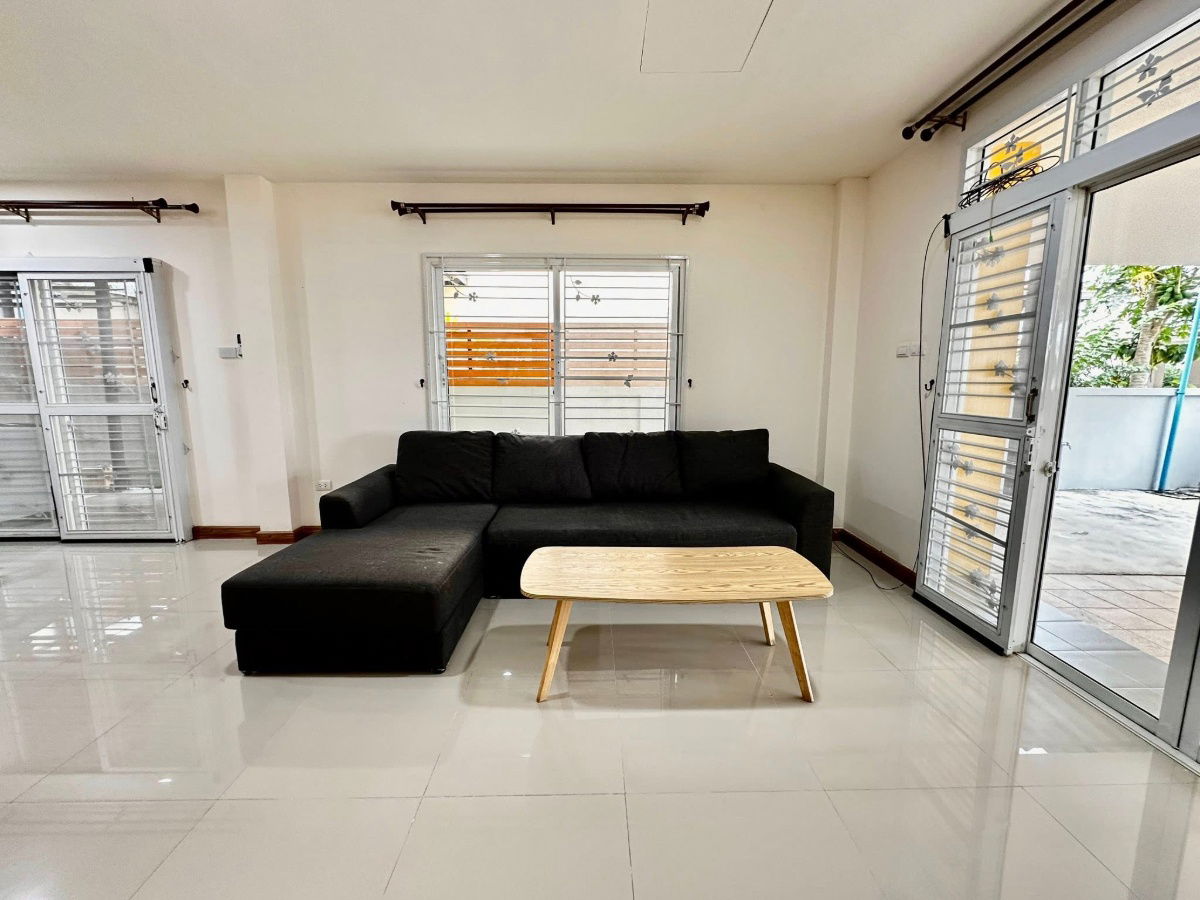 รูป ให้เช่าบ้านแฝด ม.บุษบา เขาดิน สวนเสือ ศรีราชา - รูปที่ 26/30