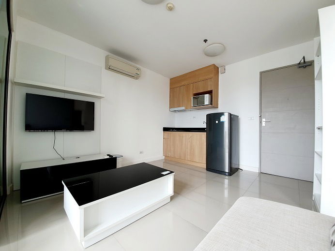 picture ðĨBest deal in Ideo Blucove Sukhumvit for rentðĨ newly renovated room with wide layout - 2/13
