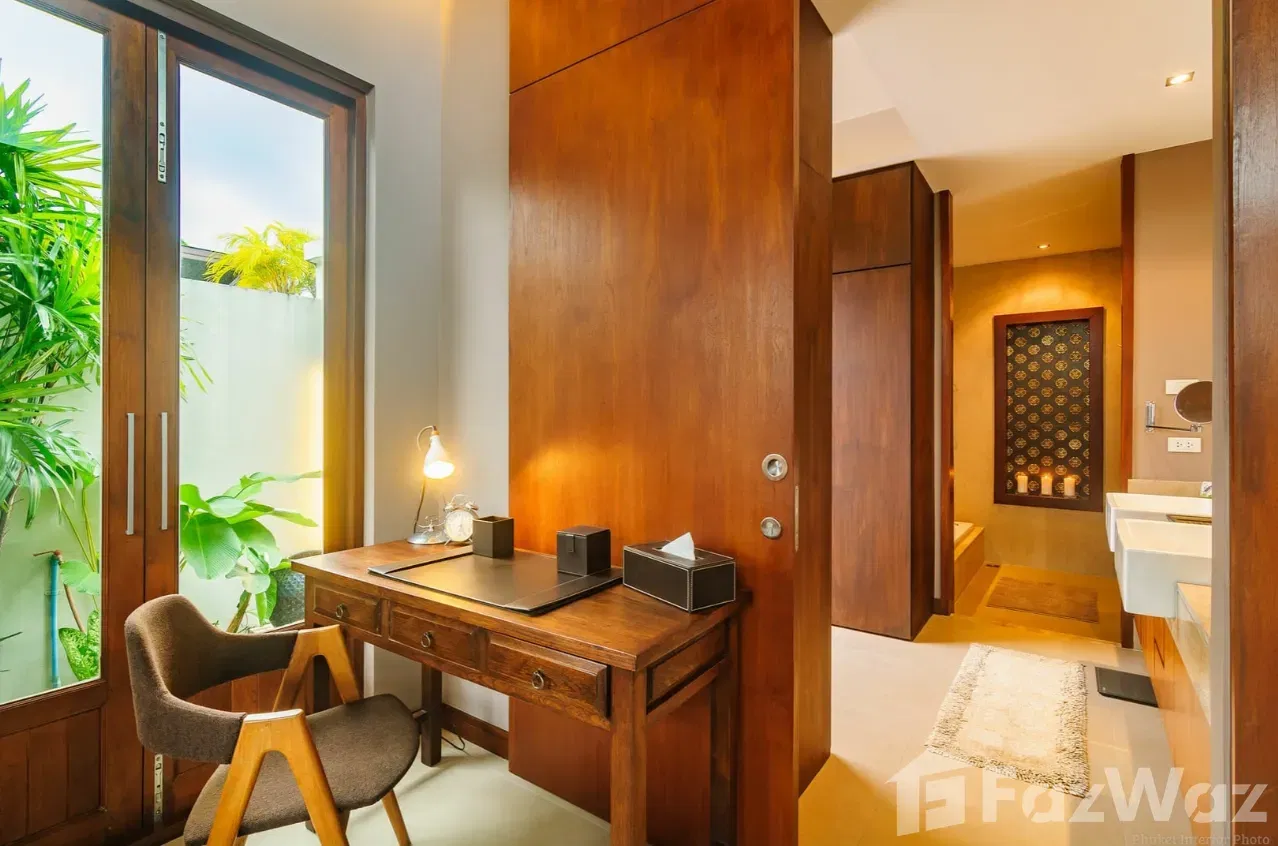 picture 3 Bedrooms 3.5 bathrooms Tropical Modern Contemporary Villa 1943717 - 11/30