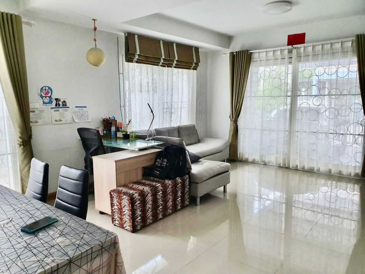 รูป ให้เช่าบ้านแฝด ม.ไลฟ์อินเดอะการ์เด้นท์สวนเสือ ศรีราชา - รูปที่ 13/18