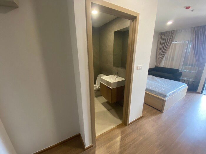 รูป 💥💥ปล่อยเช่าพร้อมอยู่!! The LIVIN Phetkasem 24 ตร.ม.ตึก B ชั้น 16 ใกล้ MRT ภาษีเจริญ สอบถาม LINE: @atfirm💥💥 - รูปที่ 3/14