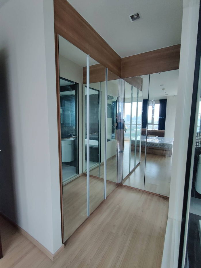 รูป ** ให้เช่า Rhythm Sathorn - ขนาด 66 ตร.ม. 2 ห้องนอน 2 ห้องน้ำ ห้องมุม เห็นโค้งน้ำ ** - รูปที่ 7/12