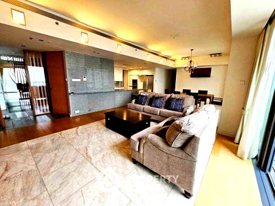คอนโดให้เช่า : คอนโด 3-ห้องนอน ที่ เดอะ เม็ท สาทร ใกล้ BTS ช่องนนทรี (ID 2467449)