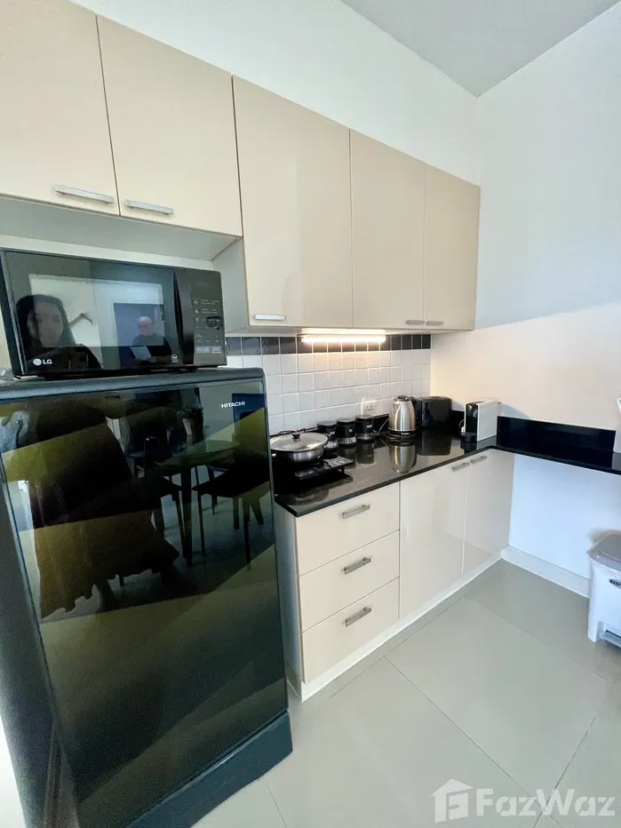 picture 1 Bedroom corner unit for sale with a mountain view. 5915475 - 5/12