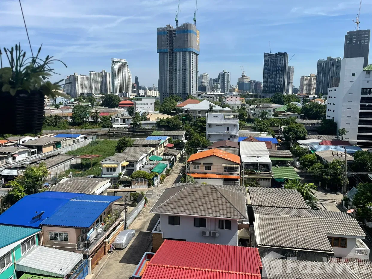 picture . 1887307 - 13/18