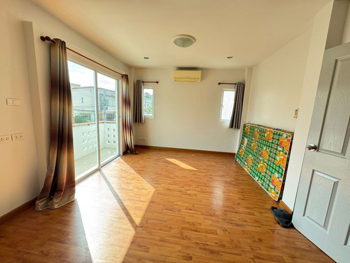 รูป ให้เช่าบ้านเดี่ยวหลังริม ม.เมโทรปาร์ค อ่าวอุดม แหลมฉบัง ศรีราชา - รูปที่ 11/24