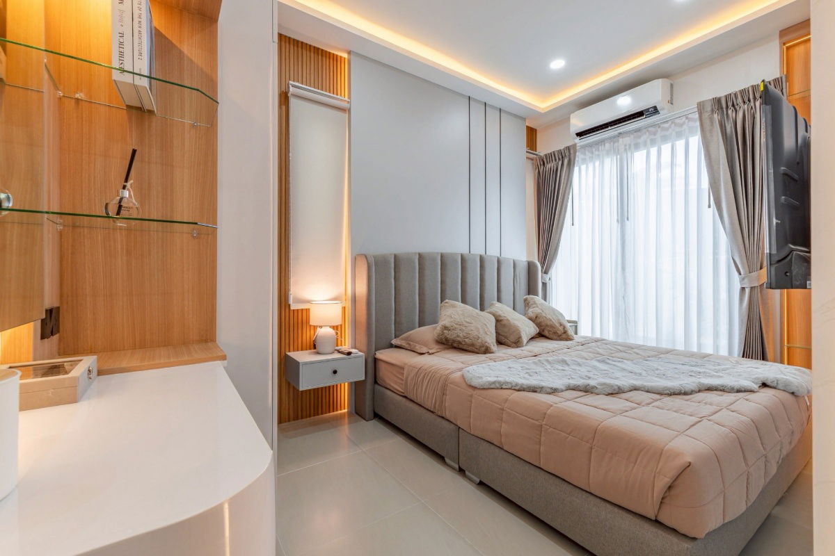 รูป ขายบ้านเดี่ยว พร้อมสระว่ายน้ำ รวมเฟอร์นิเจอร์และเครืองใช้ไฟฟ้า - ใจกลางเมืองพัทยา ซอยเฉลิมพระเกียรติ - รูปที่ 9/37