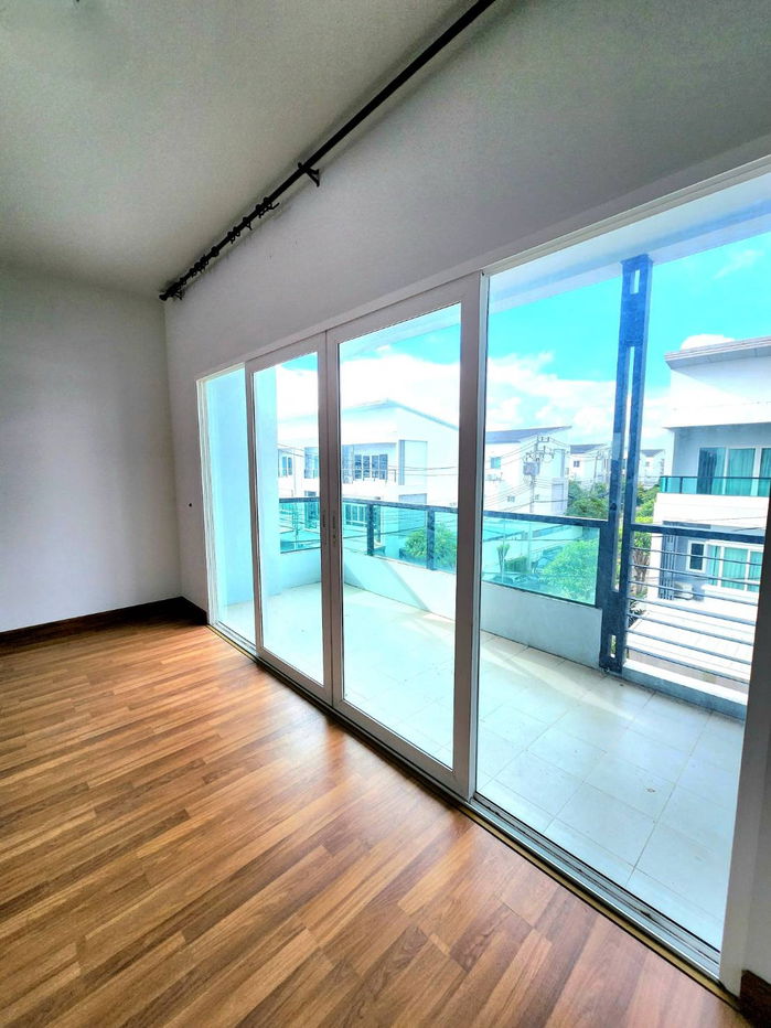 picture Townhome for sale, 3 floors, corner unit: The Ricco Town Watcharapol, Soi Rommit Phatthana, Tha Raeng Subdistrict, Bangkhen District, Bangkok - 9/20