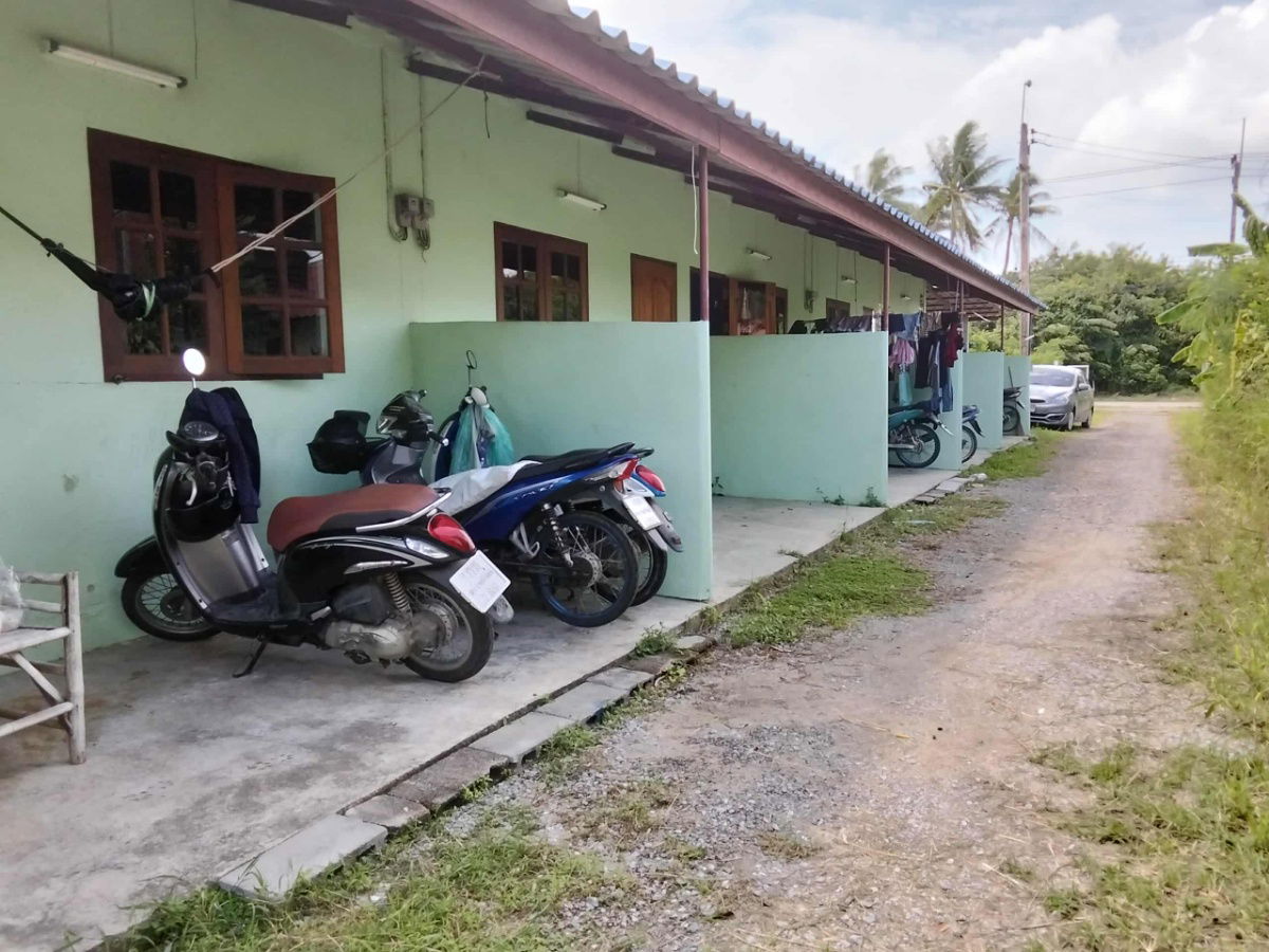 picture Beautiful Land for Sale in Prachuap Town. Land with business  - 3/8