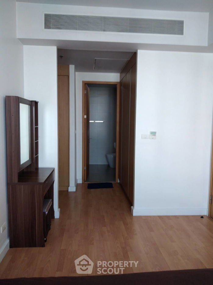 picture 2-BR Condo at Millennium Residence @ Sukhumvit Condominium near BTS Asok (ID 1815958) - 8/14