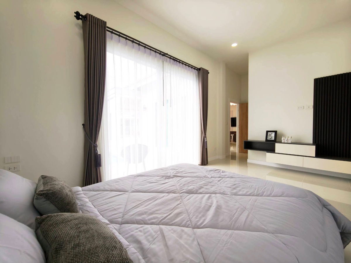 รูป ขายบ้านพูลวิลล่า ตกแต่งบิวท์อินภายในคุณภาพ 4นอน 3น้ำ พร้อมเข้าอยู่ - รูปที่ 13/17