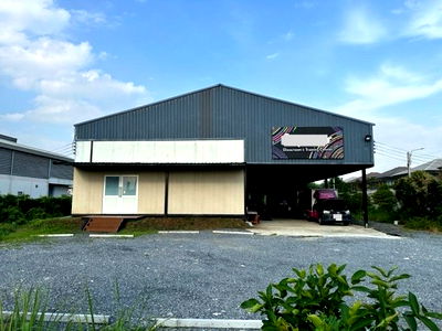 เช่าโรงงาน เซฟวัน โก ศรีสมาน : ให้เช่าโกดัง มีออฟฟิศ / พื้นที่ดิน 150 ตารางวา / พื้นที่ใช้สอยอาคาร+โกดัง 304 ตารางเมตร 