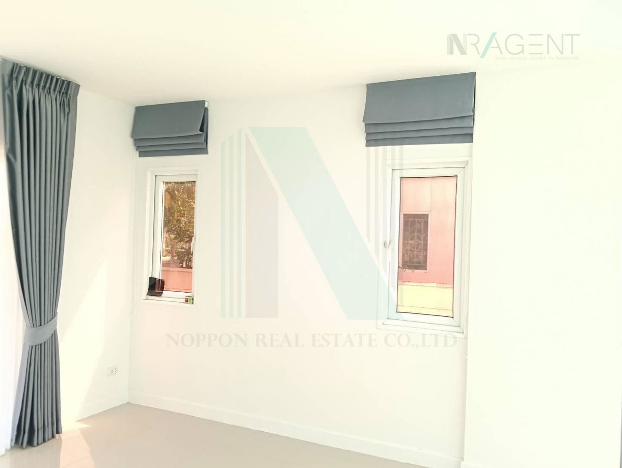 รูป ขายบ้านเดี่ยว โครงการ บ้านชิดลม 2 ชั้น 3 ห้องนอน 3 ห้องน้ำ - รูปที่ 3/8