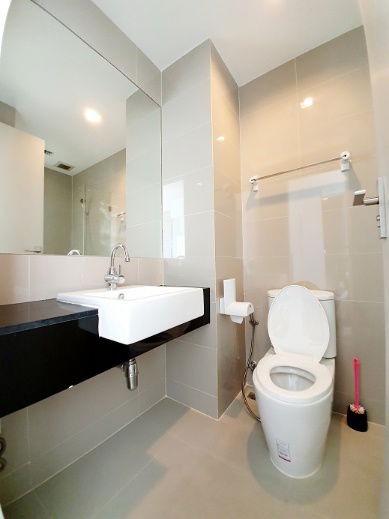 picture ðĨBest deal in Ideo Blucove Sukhumvit for rentðĨ newly renovated room with wide layout - 6/13