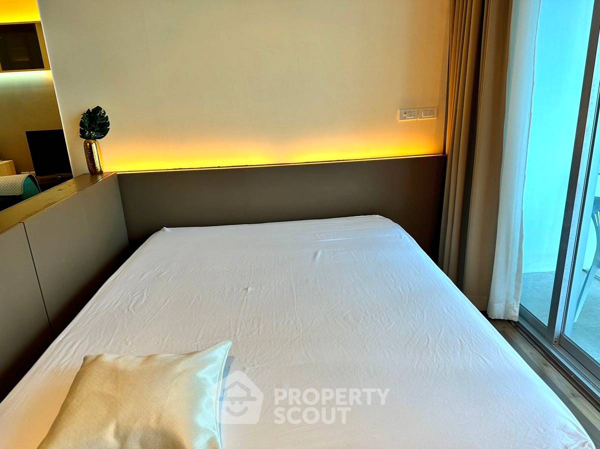 picture 1-BR Condo at The Rajdamri near BTS Ratchadamri (ID 2456431) - 11/13