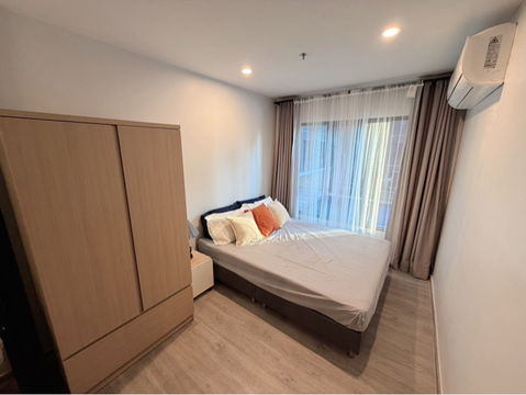 💥💥ประกาศให้เช่า💥💥 🏢 คอนโด รีเจ้นท์ โฮม วุฒากาศ 🏢 ใกล้ BTS วุฒากาศเพียง 180 ม.☎️ติดต่อ คุณหย๊ะ 📞 093-4419156 ID Line : @928zbfqq