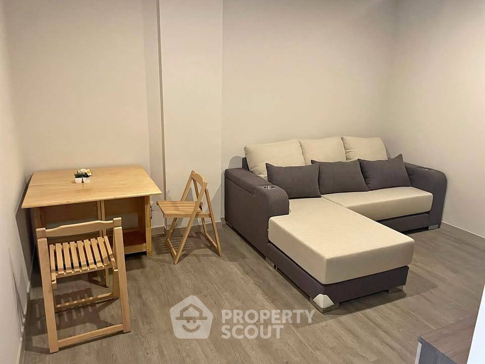 รูป คอนโด 1-ห้องนอน ที่ เดอะ เชดด์ สาทร 1 ใกล้ MRT คลองเตย (ID 2468365) - รูปที่ 2/9