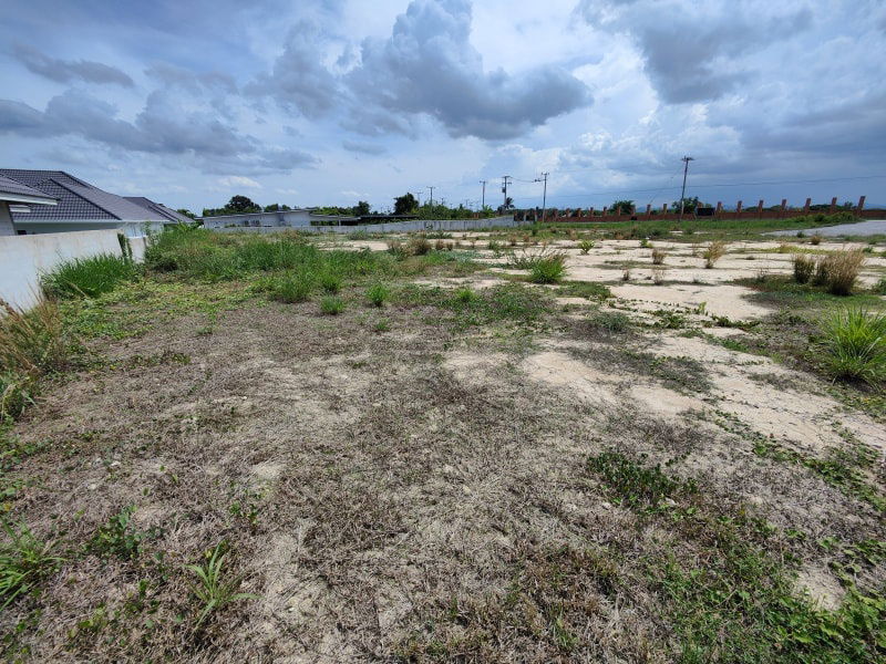 รูป ขายที่ดิน 1-0-0 ไร่ เป็นแปลงสร้างบ้านชั้นเยี่ยม ใกล้สนามกอล์ฟแบล็คเมาน์เทน - รูปที่ 7/14