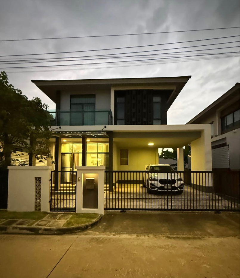 รูป ให้เช่า เศรษฐสิริ พัฒนาการ ใกล้สวนหลวง ร.9 4 ห้องนอน ตกแต่งโมเดิร์น พร้อมเข้าอยู่ - รูปที่ 1/13