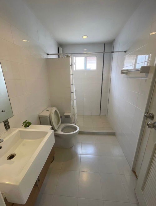 รูป ให้เช่าบ้านเดี่ยวภัสสร วัชรพล วงแหวน ทำเลรามอินทรา–ออเงิน ใกล้ทางด่วน บ้านพื้นที่ 60 ตร.วา เฟอร์นิเจอร์ครบ พร้อมอยู่ เครื่องใช้ไฟฟ้าครบ - รูปที่ 16/20