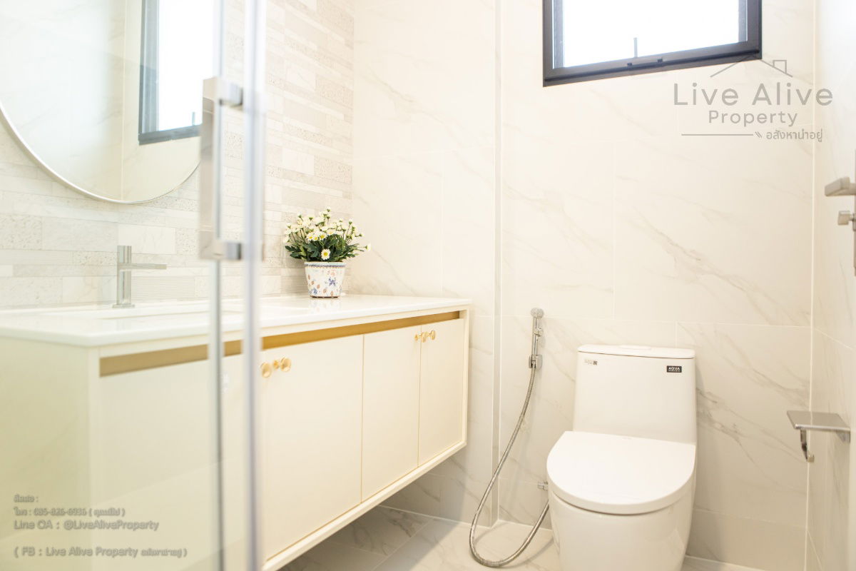 รูป ให้เช่า บ้านหรู คุณค่าที่คุณคู่ควร เฟอร์ครบ พร้อมเข้าอยู่ - รูปที่ 27/45