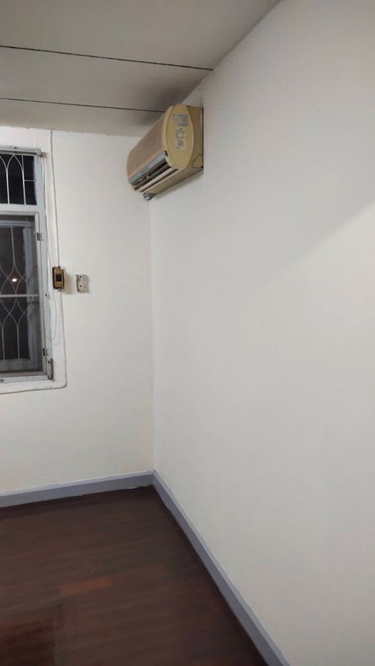 รูป ให้เช่าบ้านเดี่ยว สุทธิสาร–รัชดา เดินไป MRT สุทธิสารได้ บ้าน 2 ชั้น 4 ห้องนอน 2 ห้องน้ำ พื้นที่ 50 ตร.วา  จอดรถในบ้านได้ 3 คัน บ้านเปล่า  - รูปที่ 21/29